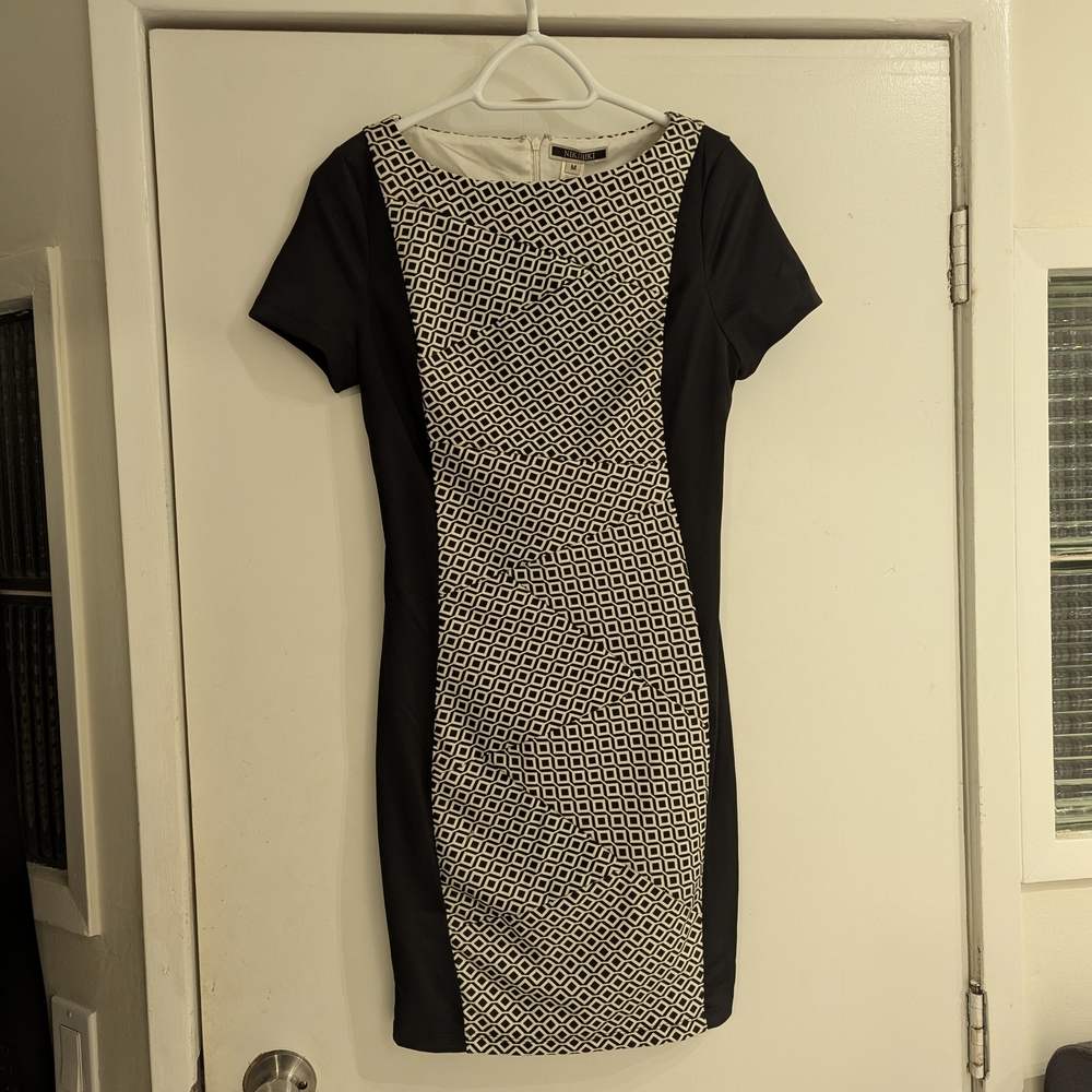 Black and White Geometric Pattern Dress
